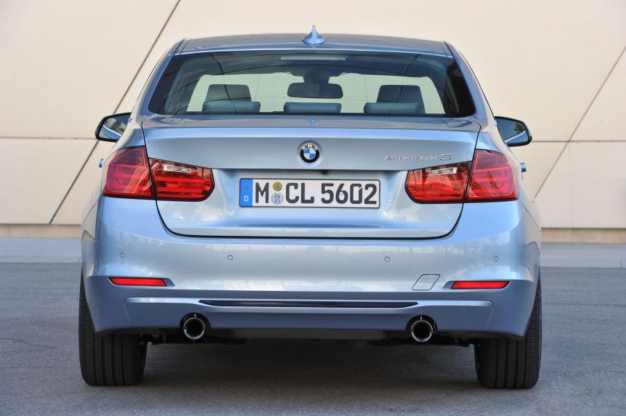  BMW ActiveHybrid 3 2012 года  (фото 48 из 102)